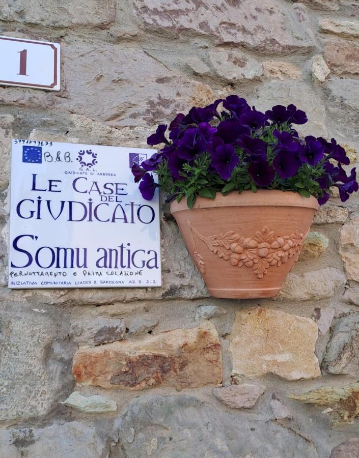 B&B S'Omu Antiga Nureci Exterior photo